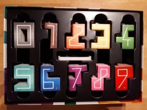 Nmbr9 Cleveres Zahlen Stapeln Die Besten Gesellschaftsspiele