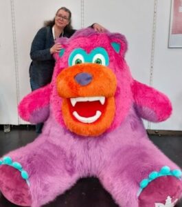 Simone Spielt auf der Spielwarenmesse 2026 in Nürnberg Simone Spielt auf der Spielwarenmesse 2026 in Nürnberg