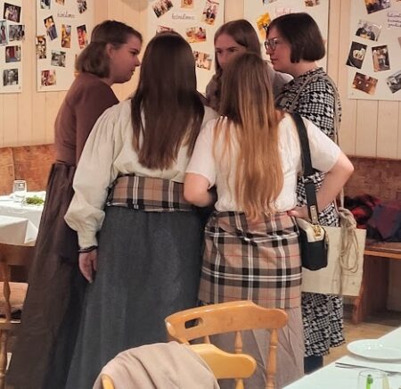 Hochzeit in den Highlands - Clanbesprechung